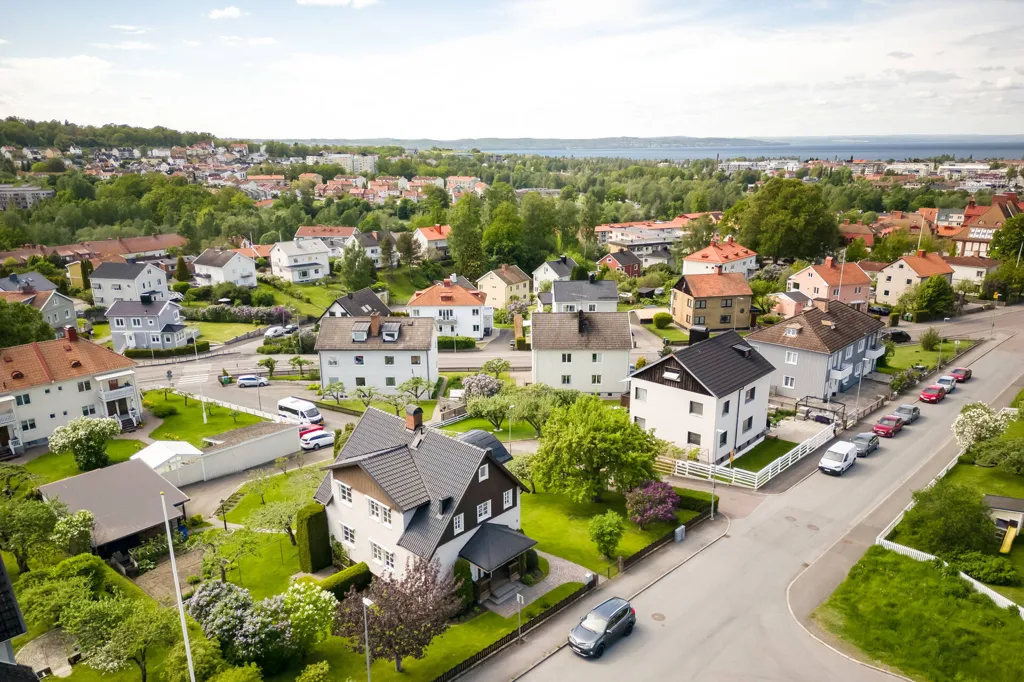 Vue aérienne - Charming 1911 Villa with Garden in Jönköping