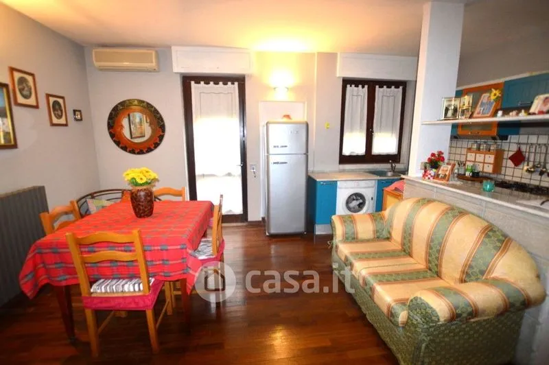 Dining Room - Four-Room Apartment with Balcony in Lavello