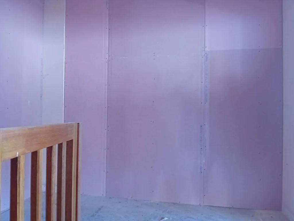 Toad - Renovation Project Apartment in Verzy