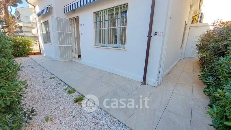 Välivaade - Rental Villa with Seafront in Riccione