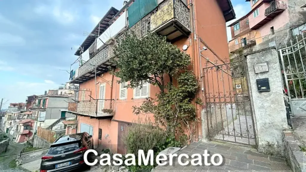 Exterior - Bilocale with Balcony in Rocca di Papa