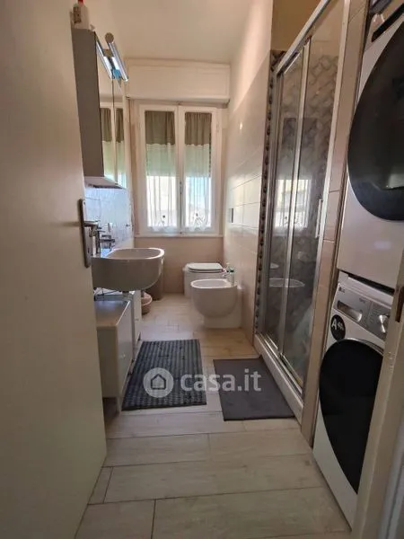 Bagni - Spacious 4-Room Apartment in Pisa