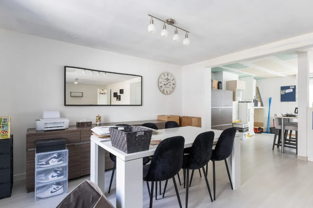 Salle à manger - Duplex à Rénover en Centre-ville de La Panne