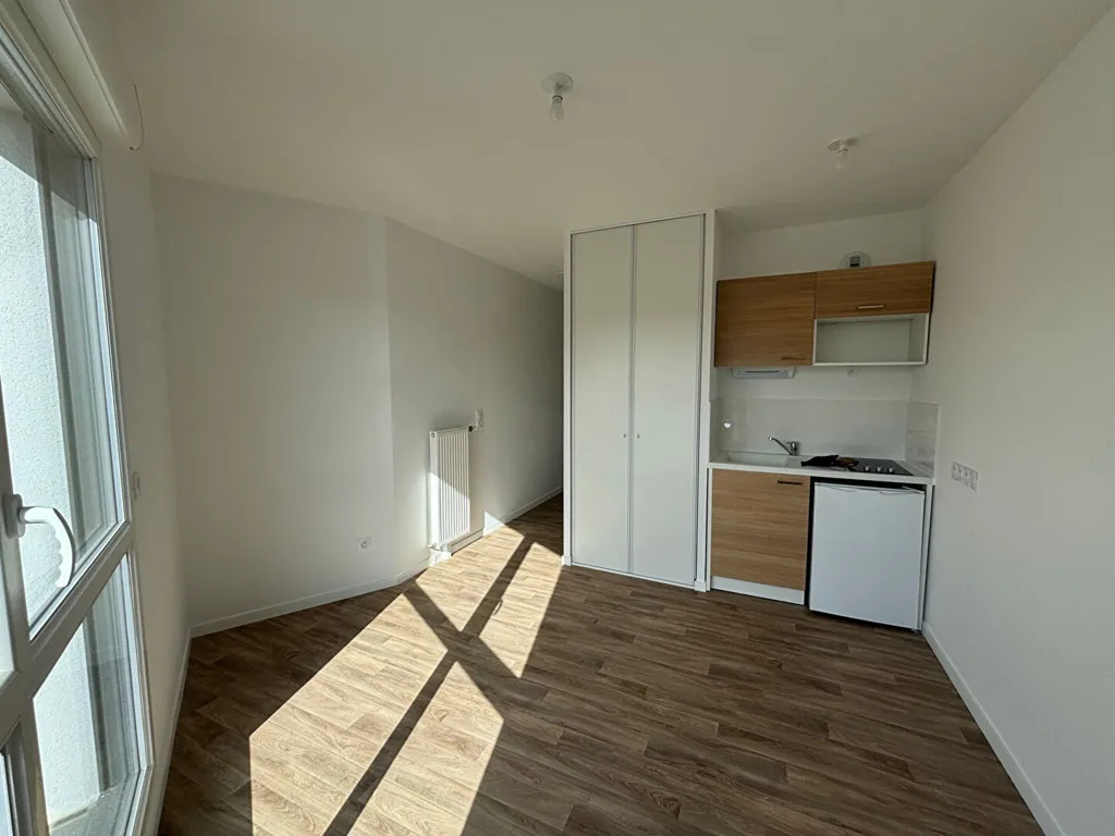 Cuisine - Studio avec Ascenseur à Rennes, Rue de Saint-Malo