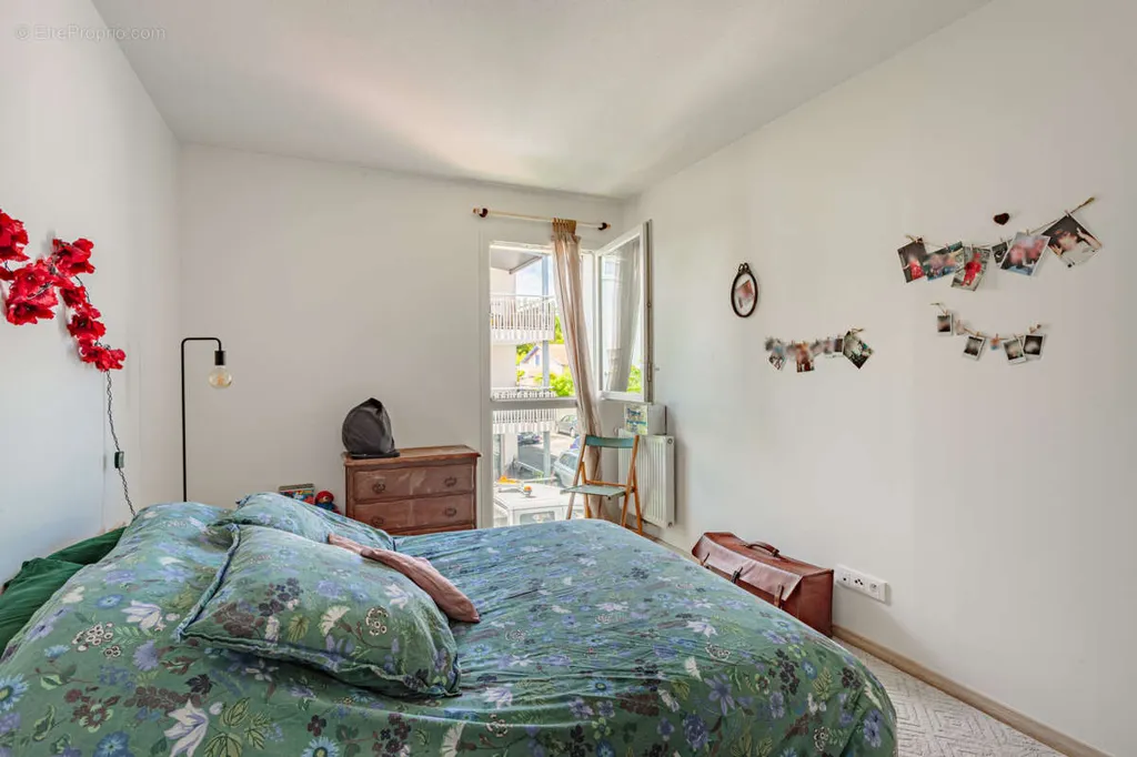 Chambres - Appartement T2 avec Terrasse à Saint-Martin-de-Seignanx