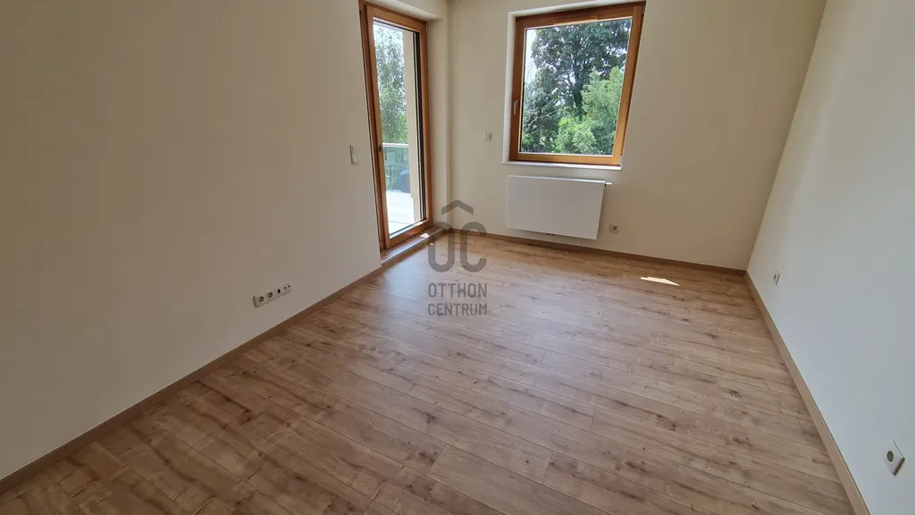 Toad - Luxury Duplex with Garden in Budapest III