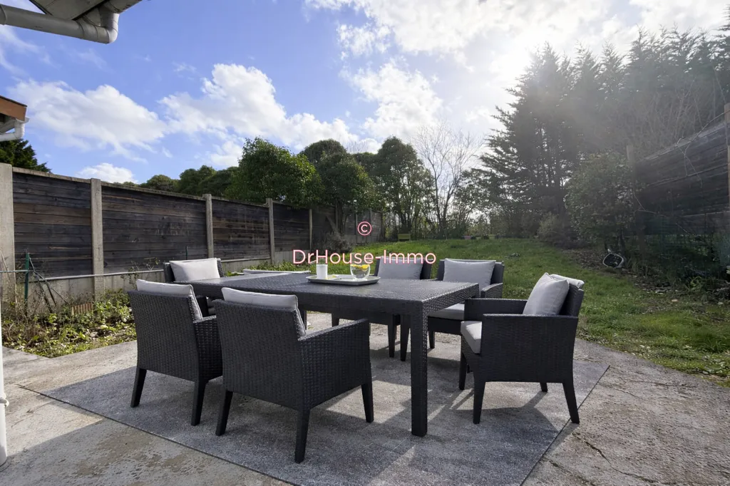 Terrace - Detached House with Garden in Carbon-Blanc