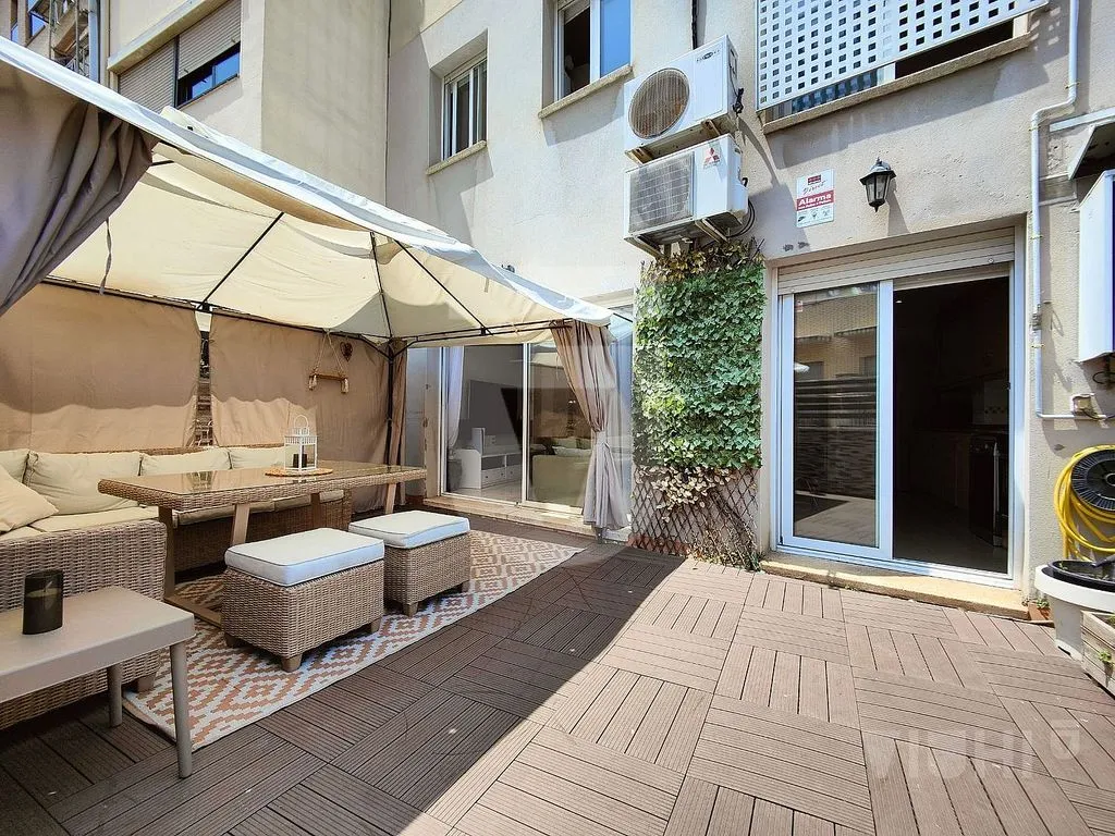 Terrazza - Duplex Flat with Patio in Montgat