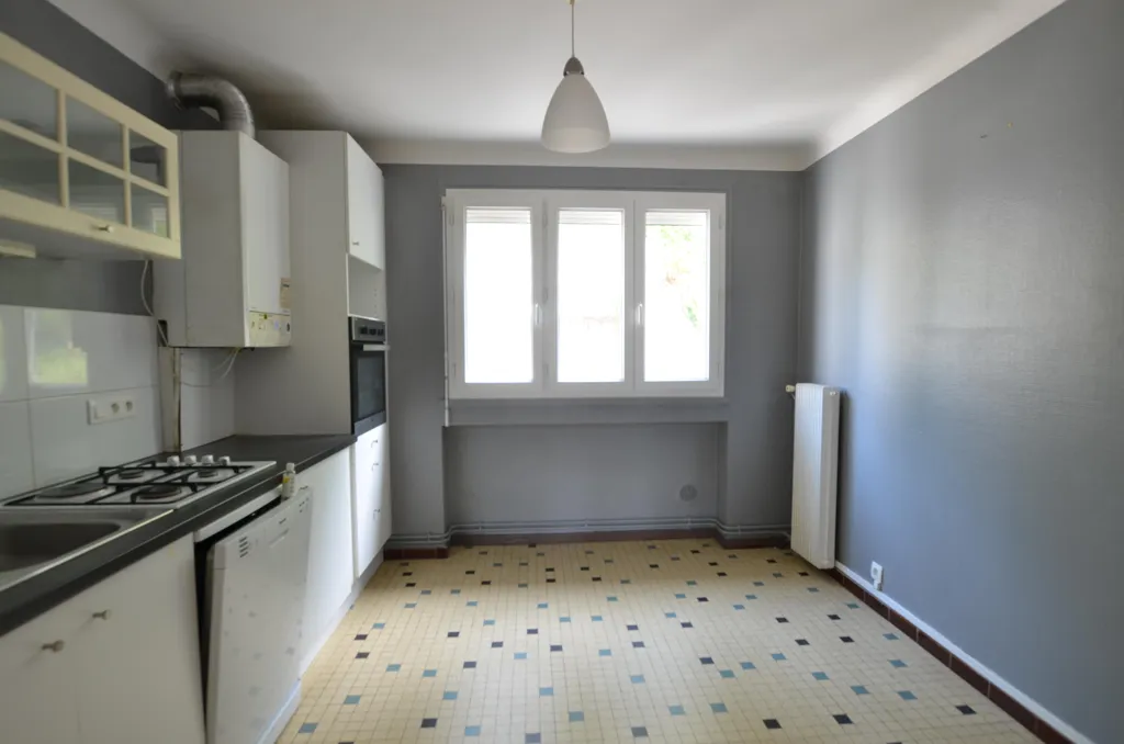 Cuisine - Appartement rénové avec box à Unieux