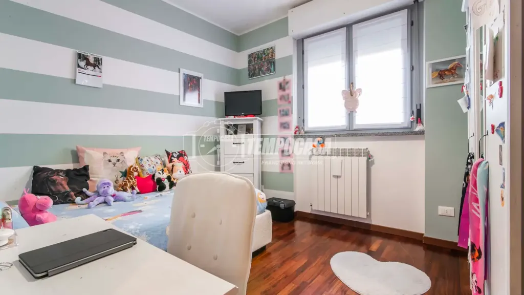 Chambres - Appartement 3 pièces à IT