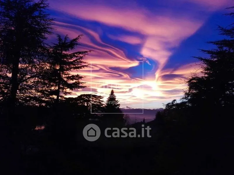 Villa with Lake View in Gavirate