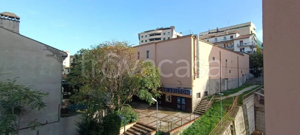Aed - Apartment with Terrace near Perugia Station