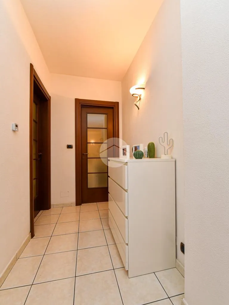 hallway_entrance