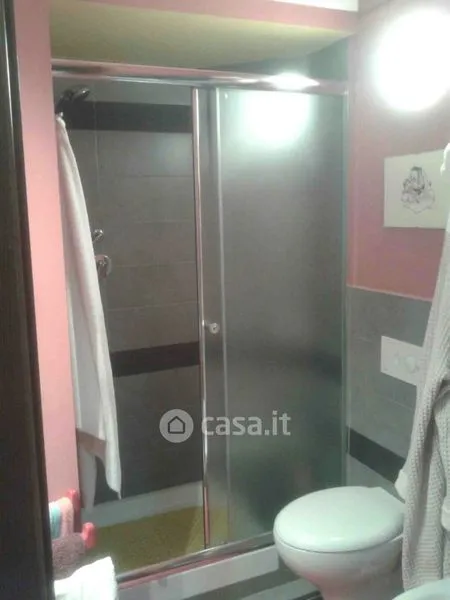 Salles de bain - Rented Trilocale in Historic Centre, Perugia
