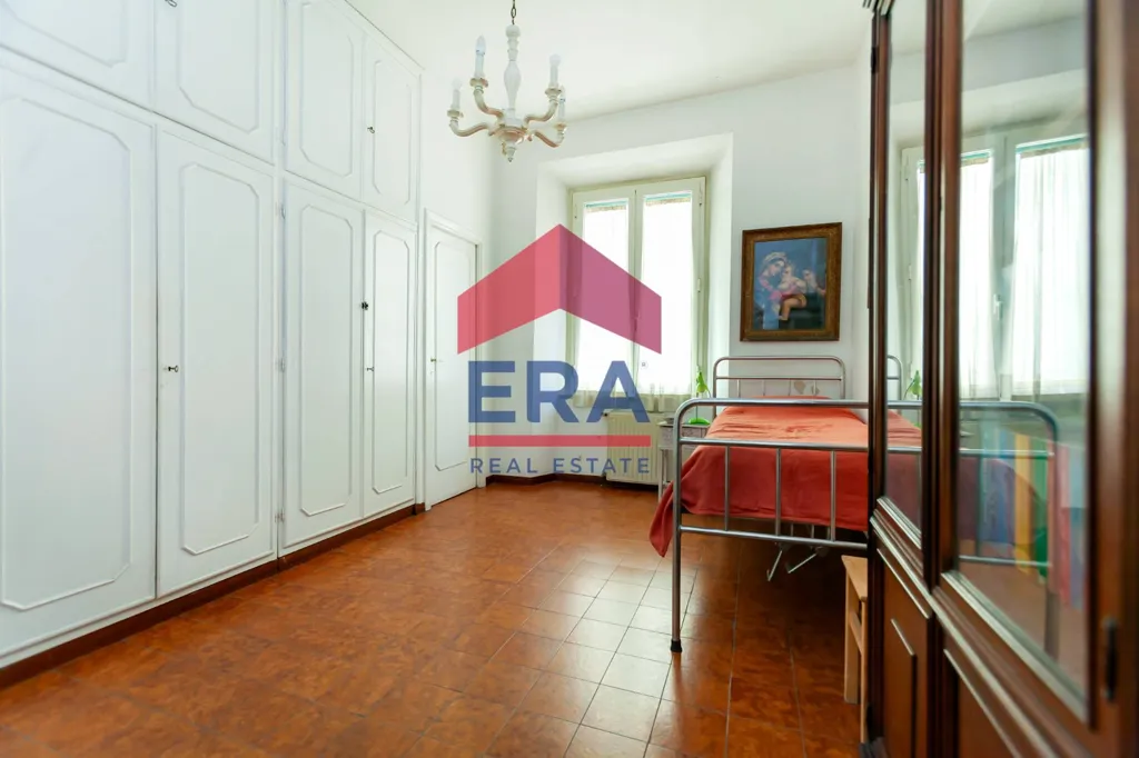 Chambres - Apartment with Triple Exposure in Prati, Rome