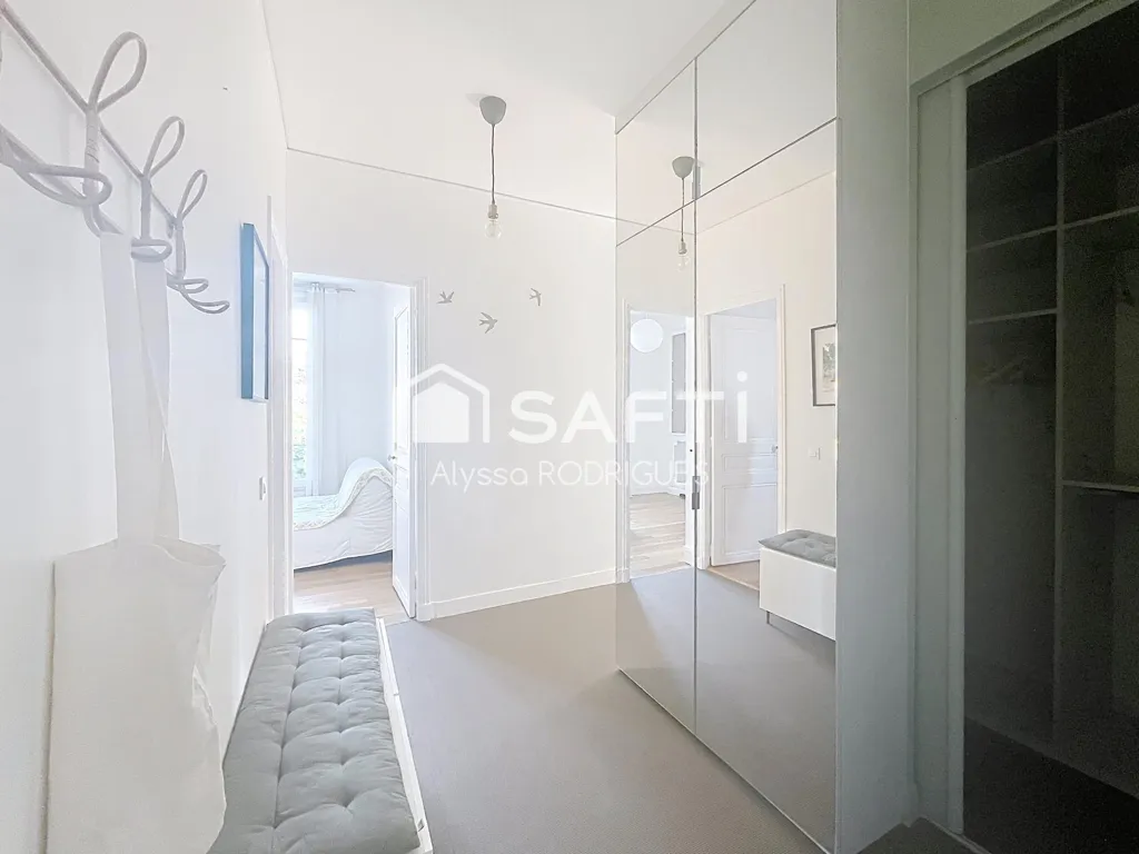 Pièces - Appartement Haussmannien avec Parking à Paris