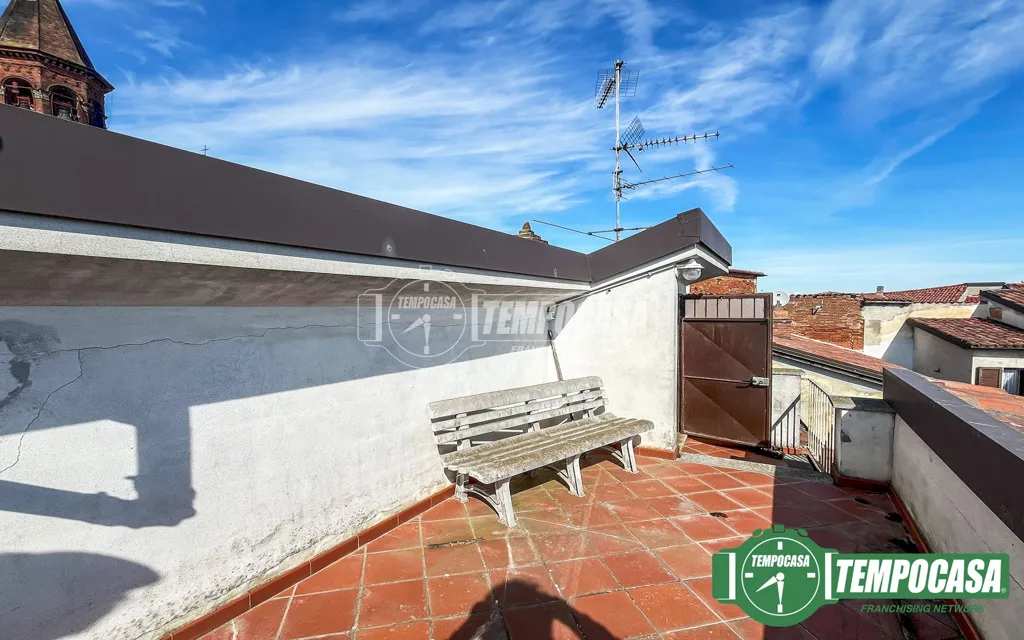 Terrass - Rustic Semi-Independent House with Terrace in Lu