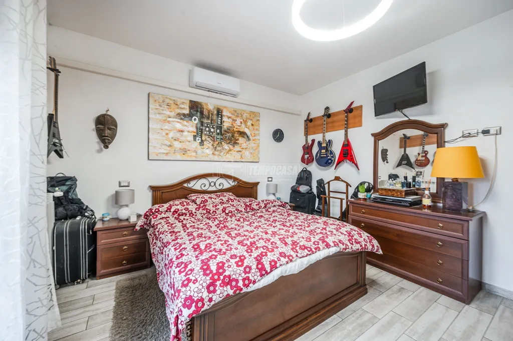 Chambres - Rustic Bilocale with Balcony in Correggio