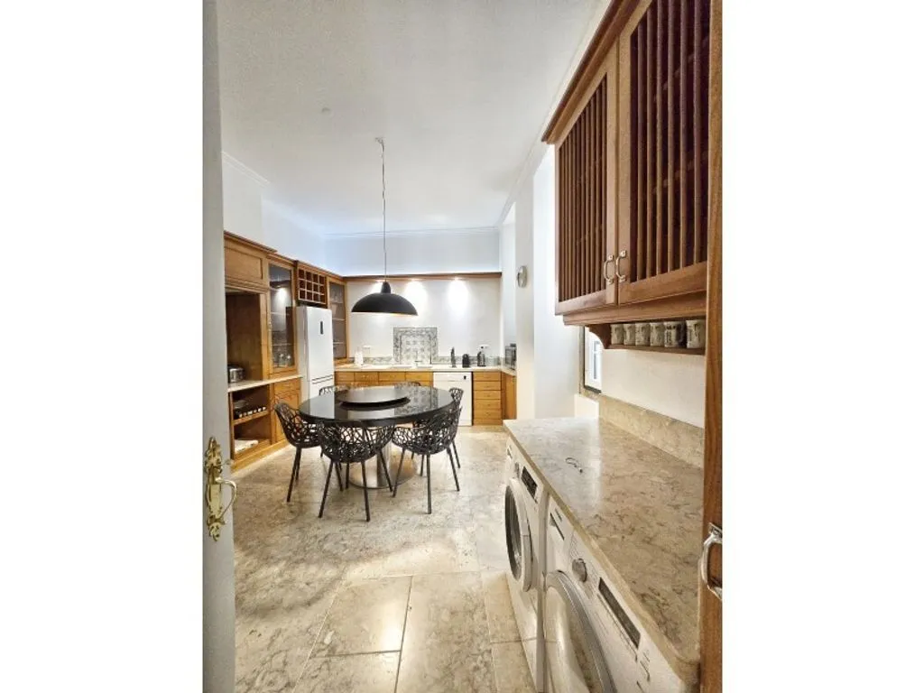 Cuisine - Renovated Flat in Chiado, Lisbon