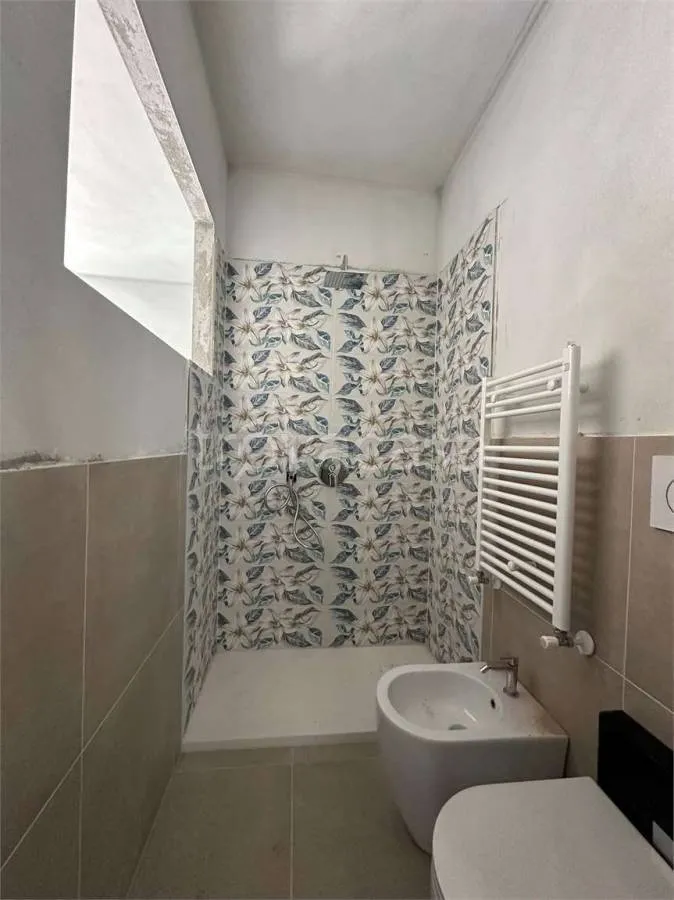 Bagni - Rented Flat with Balcony in Oleggio Centre