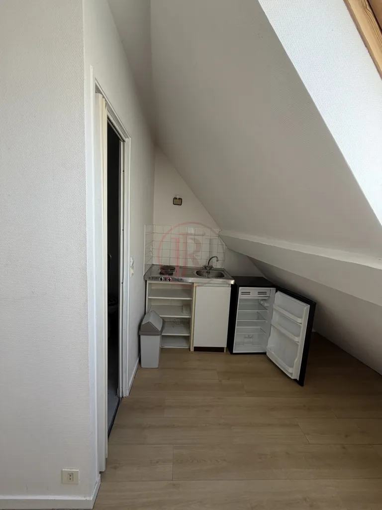 Toad - Student Studio with Private Storage in City Centre