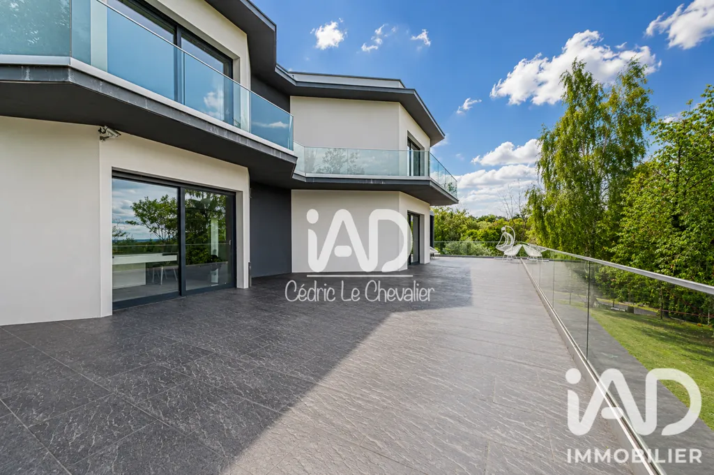 Extérieur - Maison d'Architecte avec Piscine à Thorigny-sur-Marne