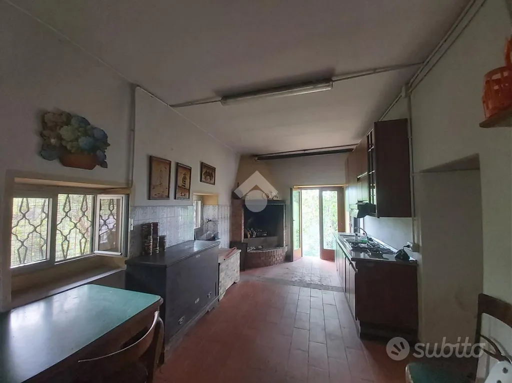 3-room house in IT