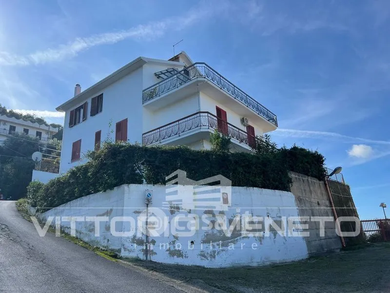 Välivaade - Apartment with Sea View in Laureana Cilento