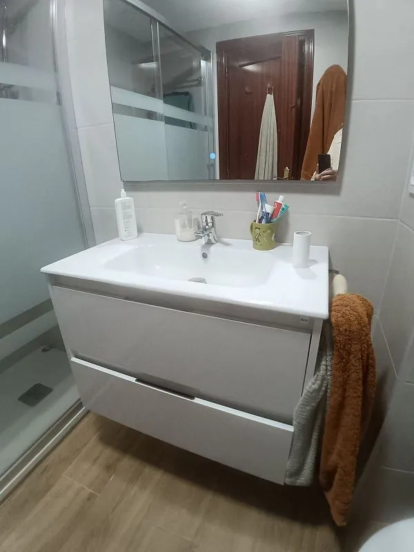 Vannitoad - Furnished Flat with Balcony in Triana East