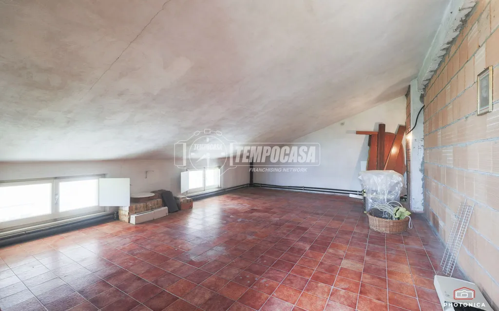 Pièces - Bifamiliar House with Garden in Cattolica