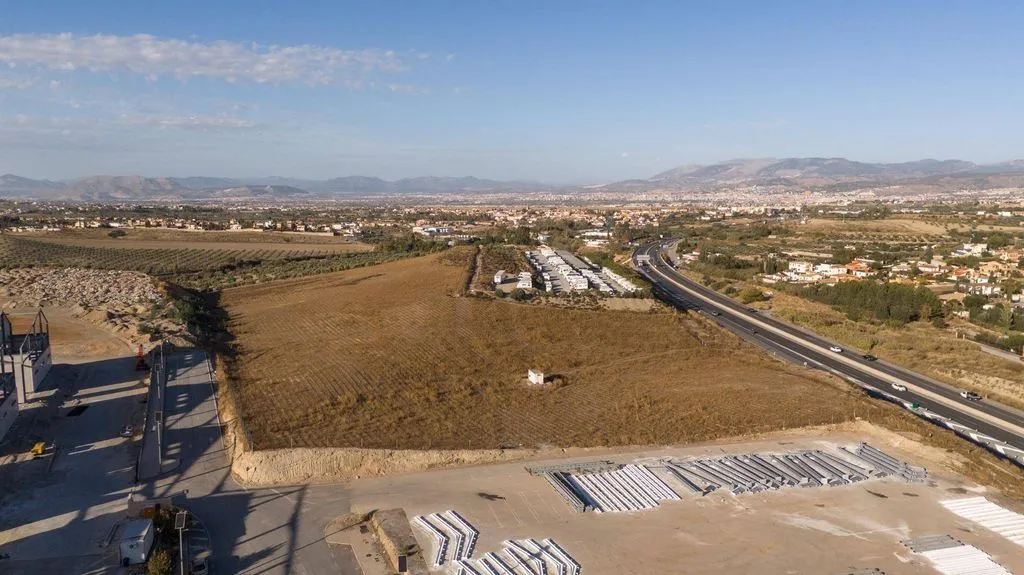 Vue aérienne - Building Land with Urbanisation Potential in Otura