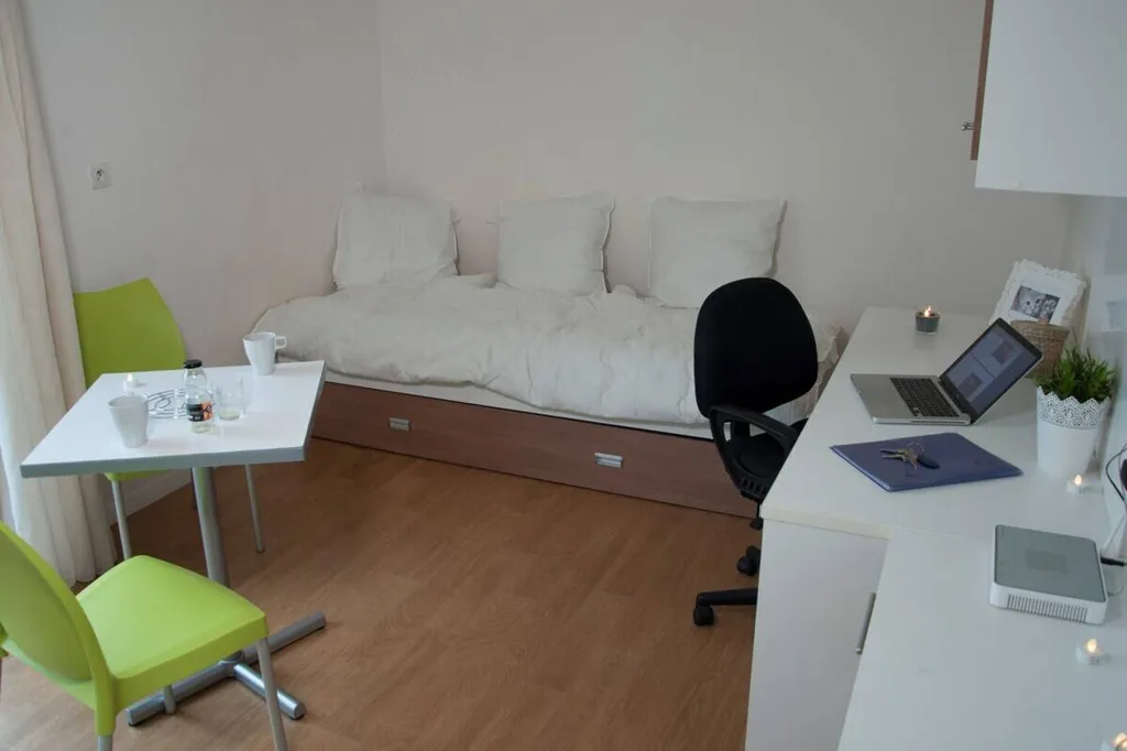 Magamistoad - Studios in Dynamic Nanterre Centre