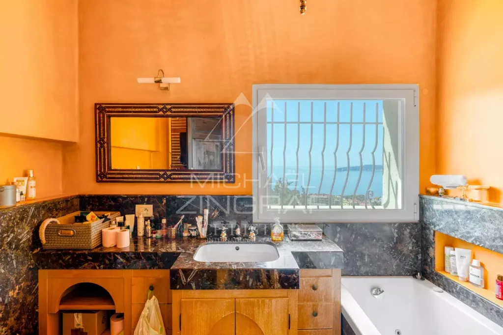 Salles de bain - Villa de Luxe avec Vue Mer à Cap-d'Ail
