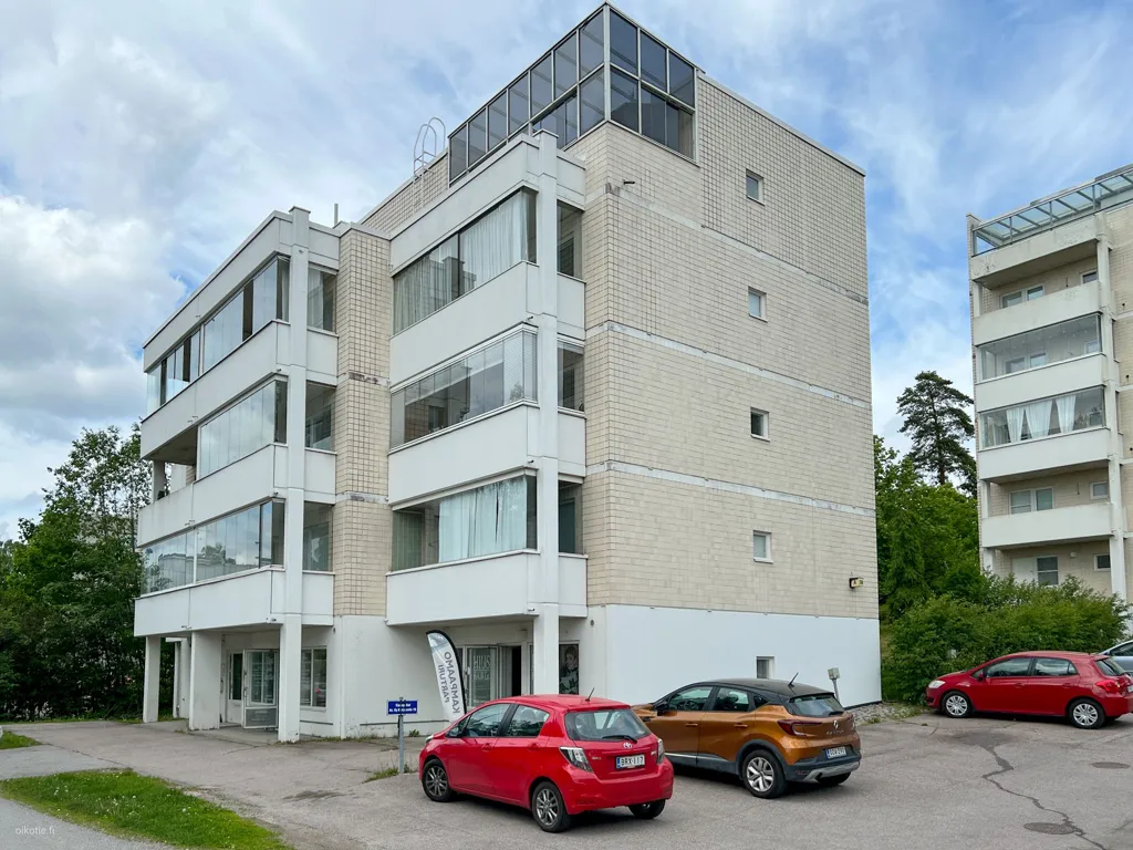 Välivaade - Bright Apartment with Balcony in Järvenpää Centre
