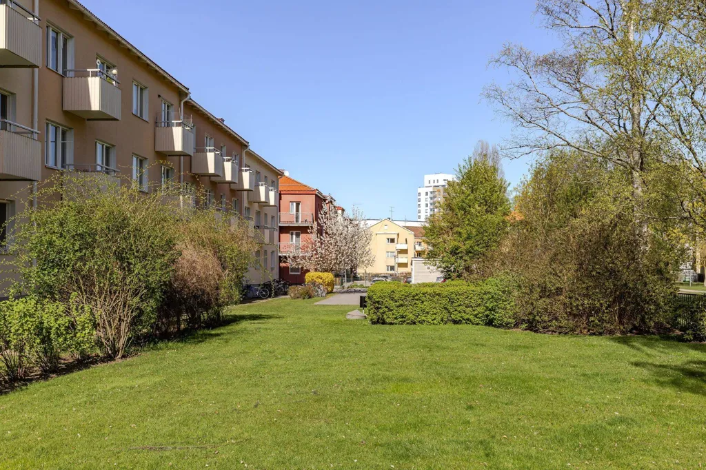 Giardino - Renovated Flat with Balcony in Linköping