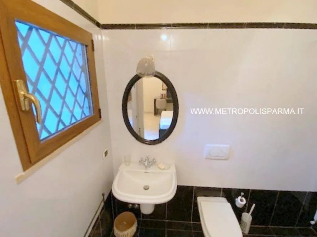 Bathrooms - Luxury Villa with Garden in Forte dei Marmi
