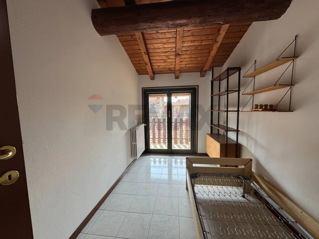 Bedrooms - Independent House with Private Courtyard in Gavardo