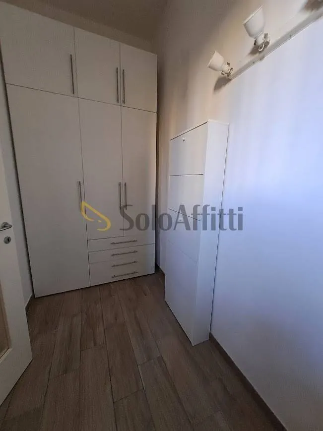 Pièces - Furnished Flat with Balconies in Florence