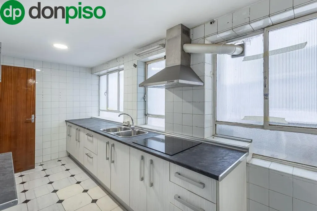 Cuisine - Apartment with Terrace in Granada