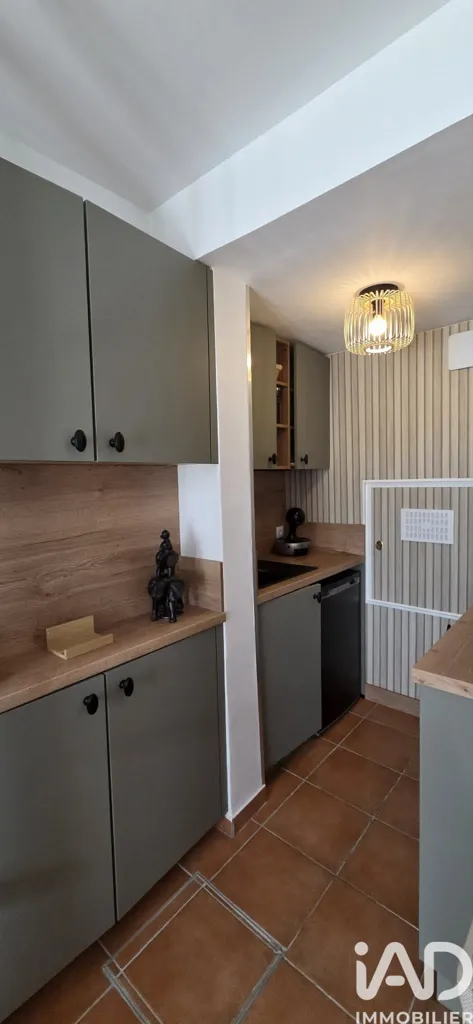 Köök - Renovated 2-Bed Apartment with Pool in Saint-Raphaël