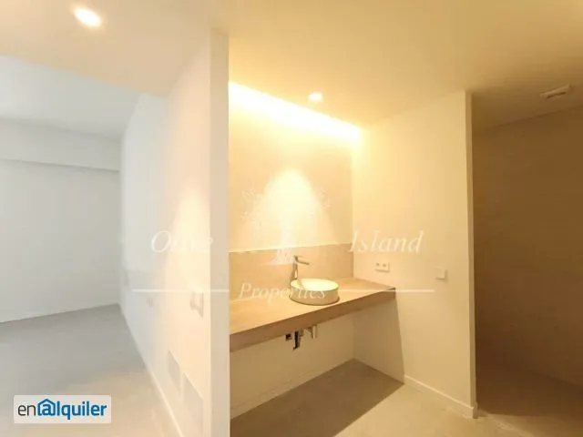 Entrée - New Flat with Lift in Palma Centre