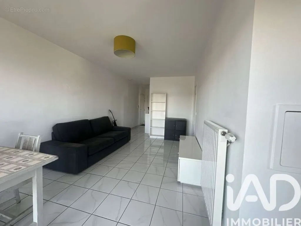 3-toaline korter asukohas Bretigny-Sur-Orge
