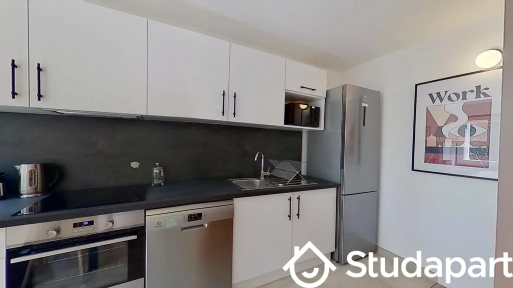 Cuisine - Chambre en Colocation avec Charges Incluses à Clichy