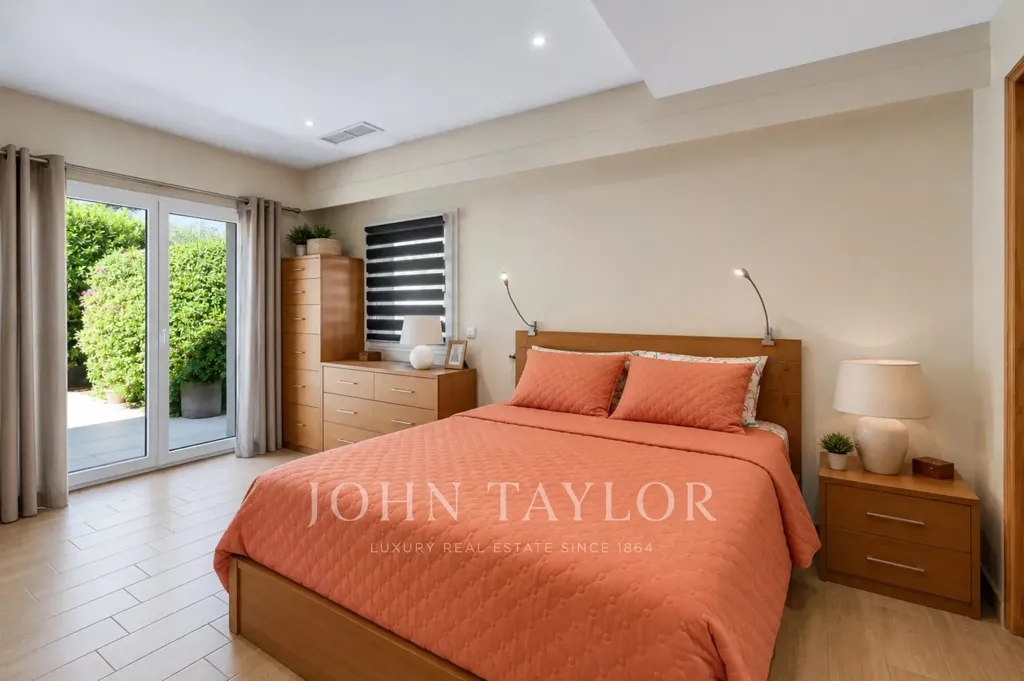 Magamistoad - Contemporary Villa with Pool near Saint-Tropez