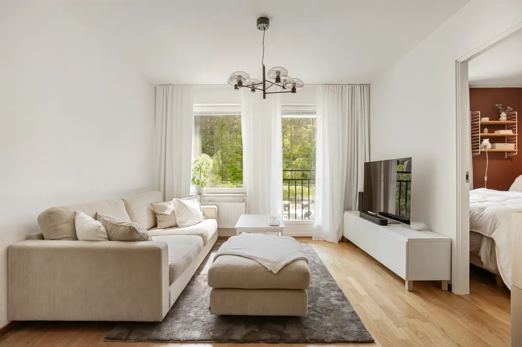 Soggiorno - Efficient Flat with Garden Access in Stockholm