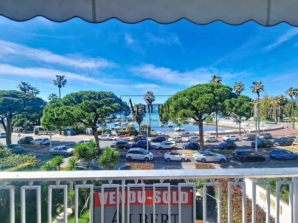 Appartement Luxueux avec Vue Mer à Cannes