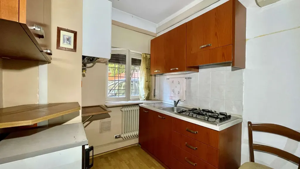 Cuisine - Versatile Villa Portion in Borgo Roma, Verona