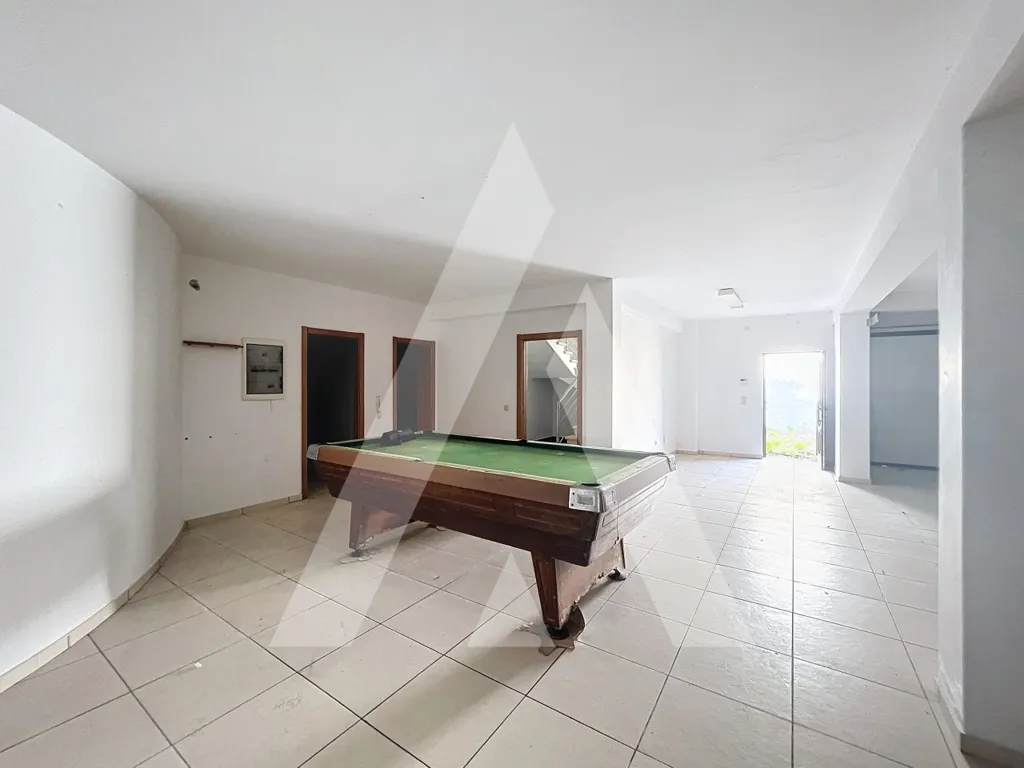 Rooms - Isolated House with Indoor Pool in Pombal