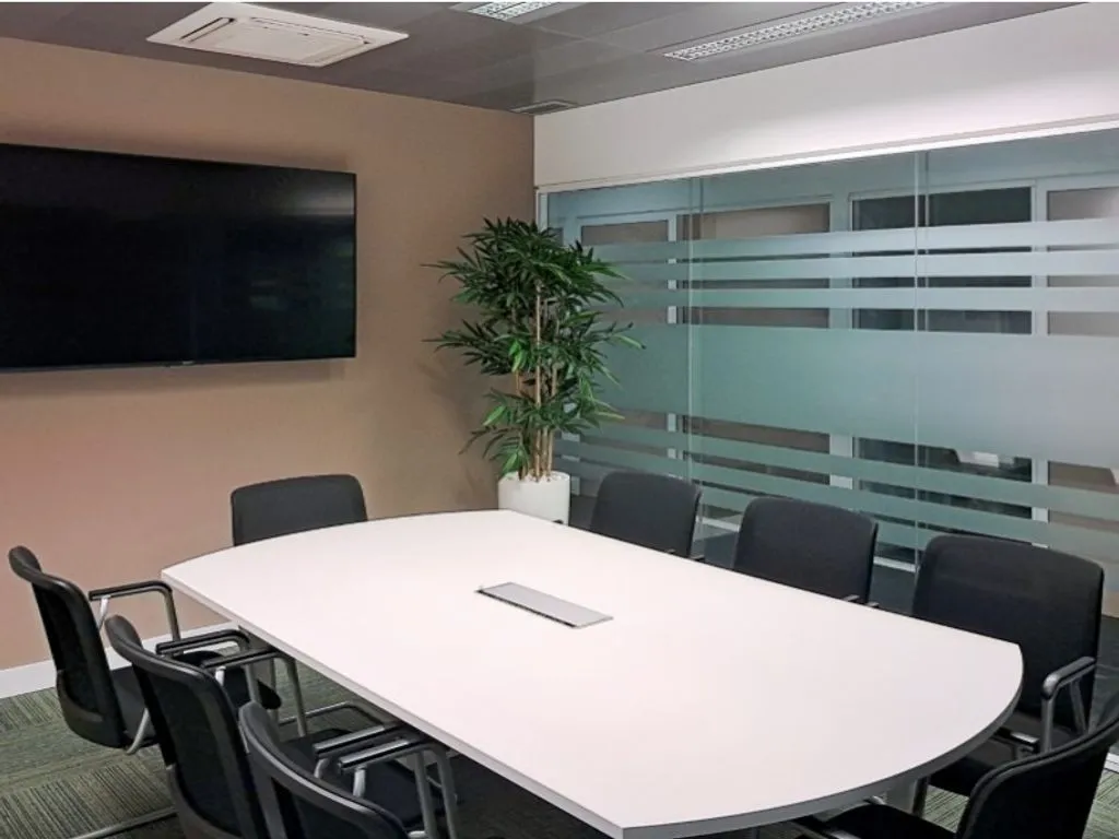 Studio - Commercial Offices with Avenida Access in Oeiras