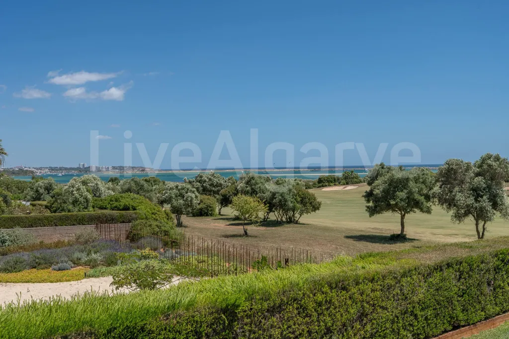Oceanfront Villa with Golf Access in Vale da Lama, Lagos